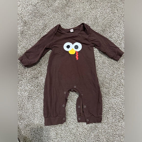 Baby thanksgiving romper - Picture 3 of 5